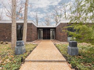 1201 E Paris Ave SE, Grand Rapids, MI 49507