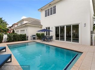 2717 NE 20th Ct, Fort Lauderdale, FL 33305