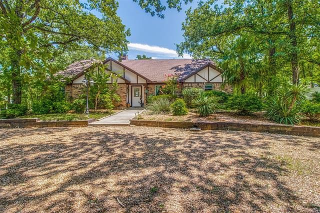 1st image of 5012 Golden Cir