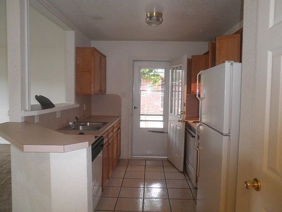 5th image of 4509 Bowles Dr Unit A