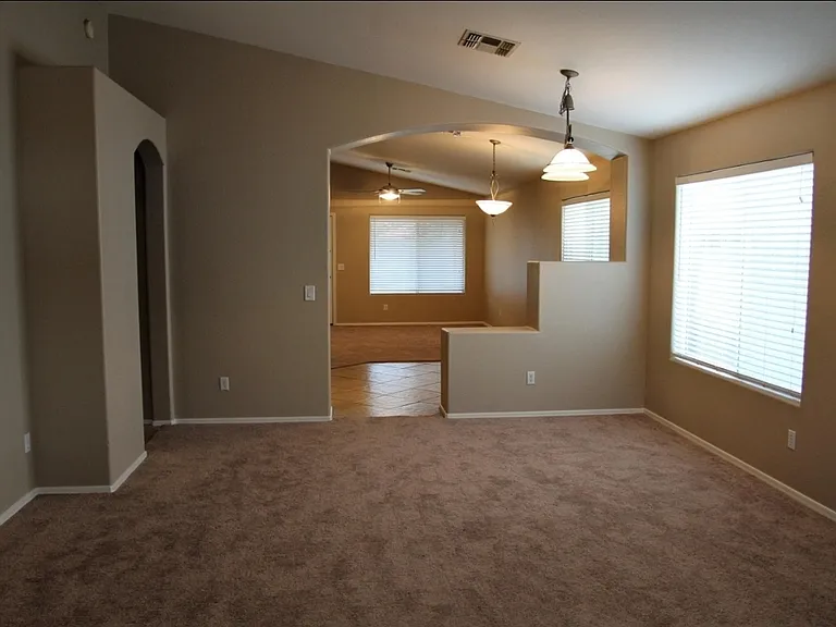 7713 W Foothill Dr — Photo 4