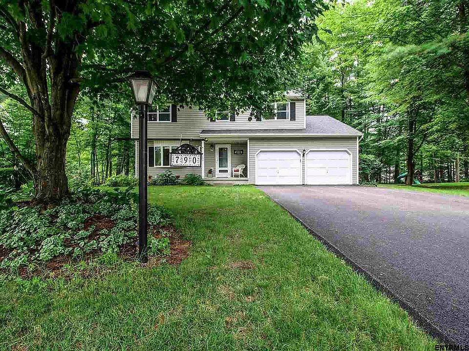 1st image of 790 Schuyler Way