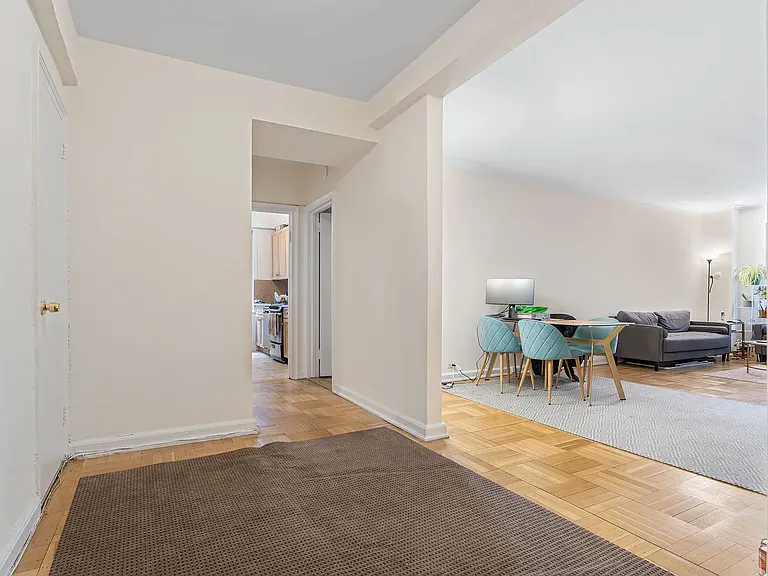 220 Madison Ave #7Q — Photo 8