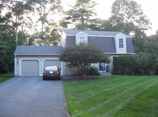 20 Chelsea Farm Dr, Richmond, RI 02898