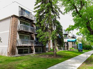 10620 102nd St NW #2-BEDROOM, Edmonton, AB T5H2T5