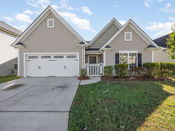2nd image of 104 Claystone Dr