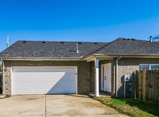 568 Rose Cottage Cir, Gallatin, TN 37066