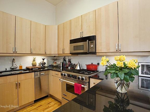 2nd image of 306 Greene Ave APT 2