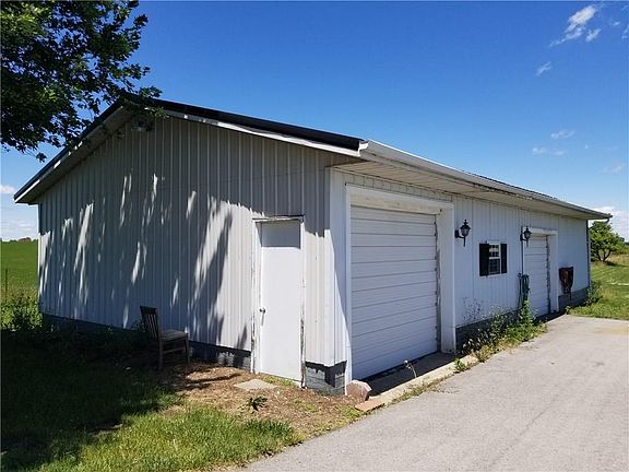 3rd image of 1740 Beamsville Union City Rd #U