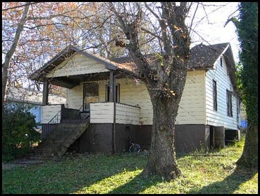 1st image of 2740 Lay Ave