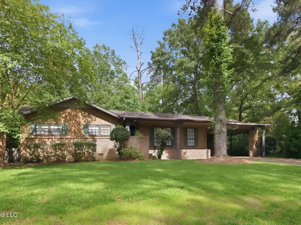 2696 Pinedale St, Jackson, MS 39204