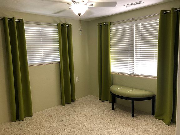 5th image of 51 Lakeview Ln