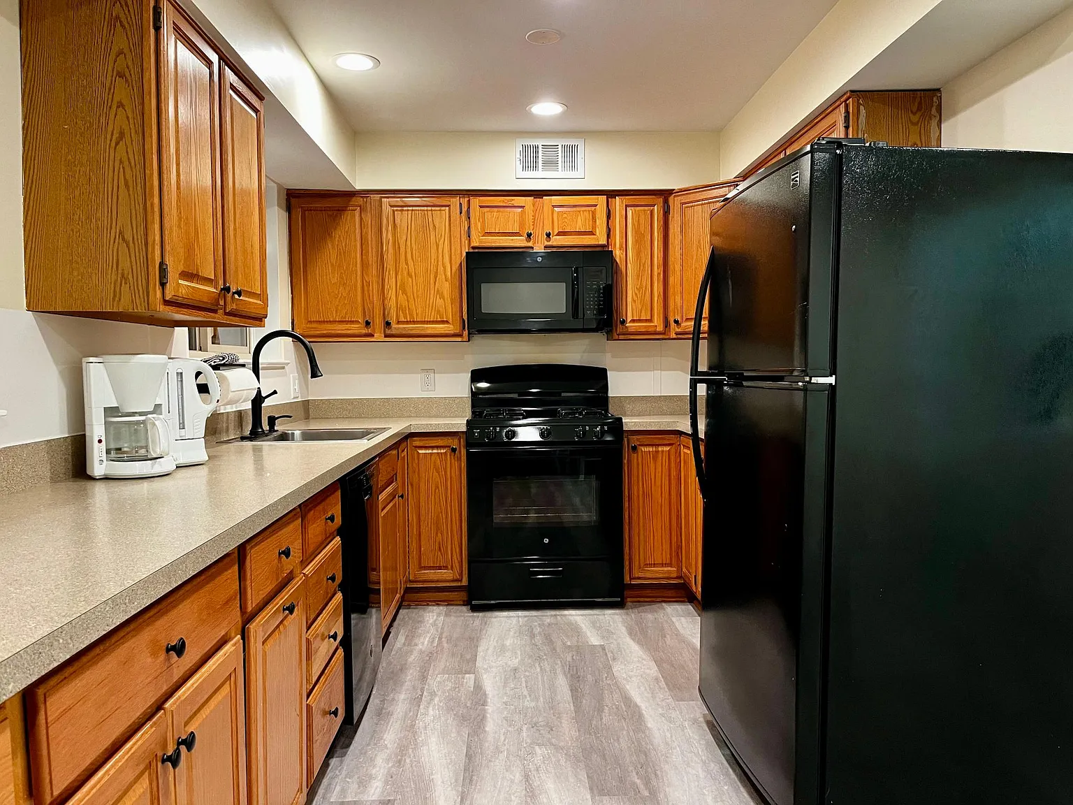 18809 Walkers Choice Rd — Photo 3