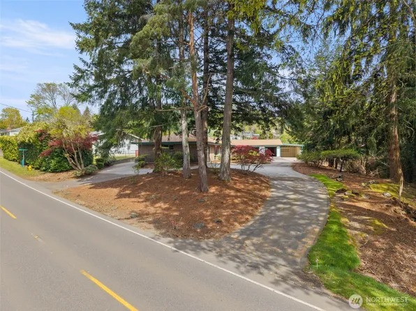 2604 Trenton Avenue NE, Bremerton, WA 98310