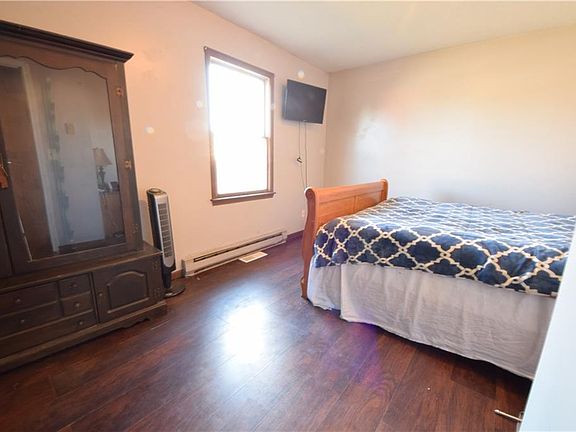 5th image of 1135 Ernest Dr