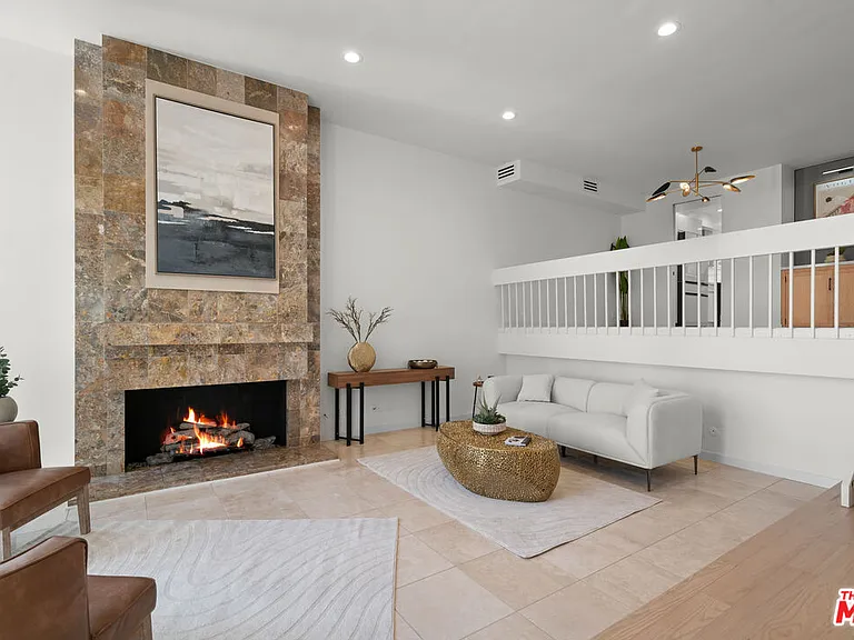 9509 W Olympic Blvd — Photo 4