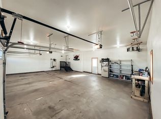 106 Casa Ave, Avon, MN 56310