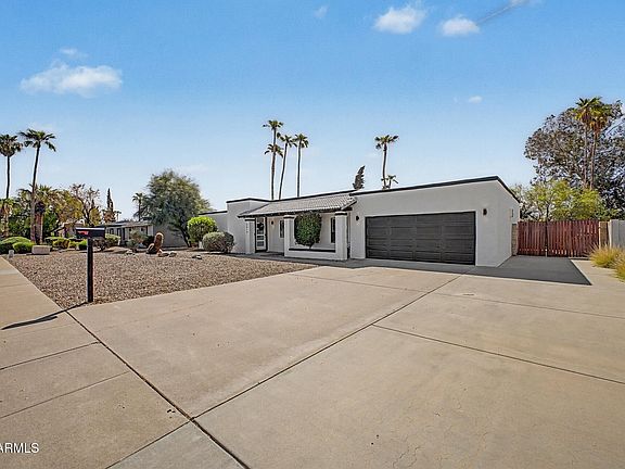 3rd image of 6819 E LUDLOW Drive