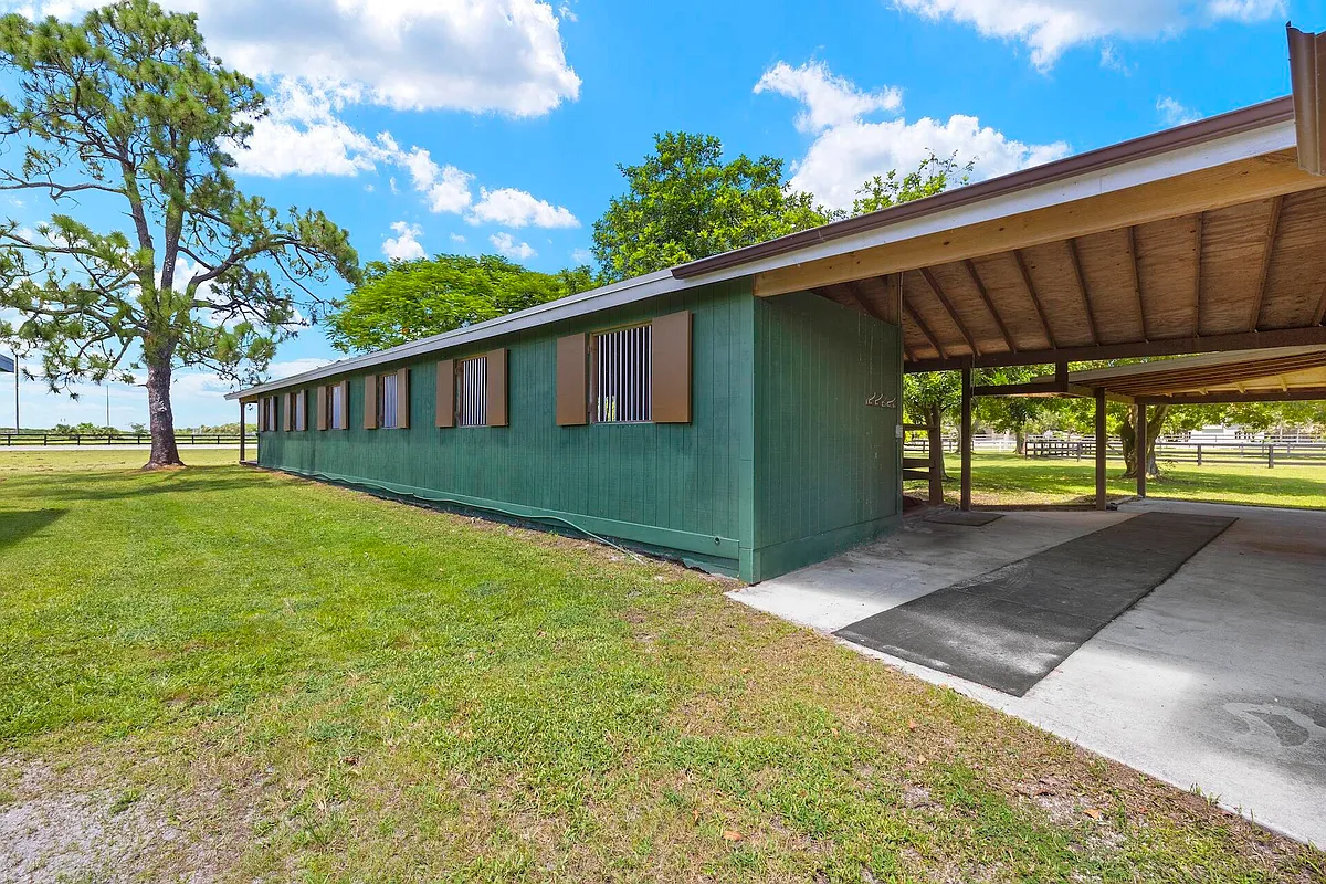 Building Photo - 16031 Rustic Rd