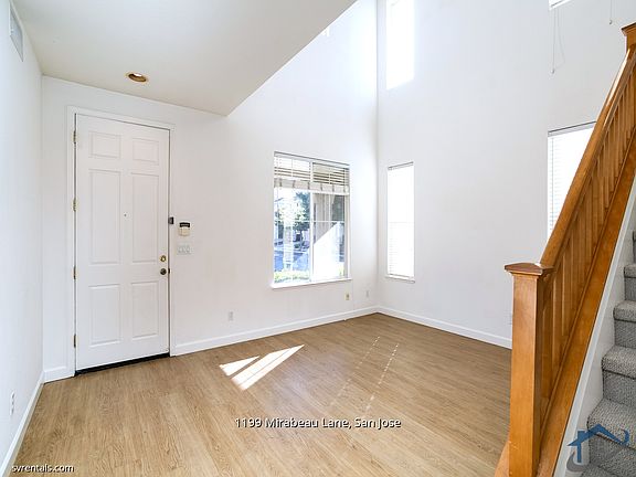 3rd image of 1199 Mirabeau Ln