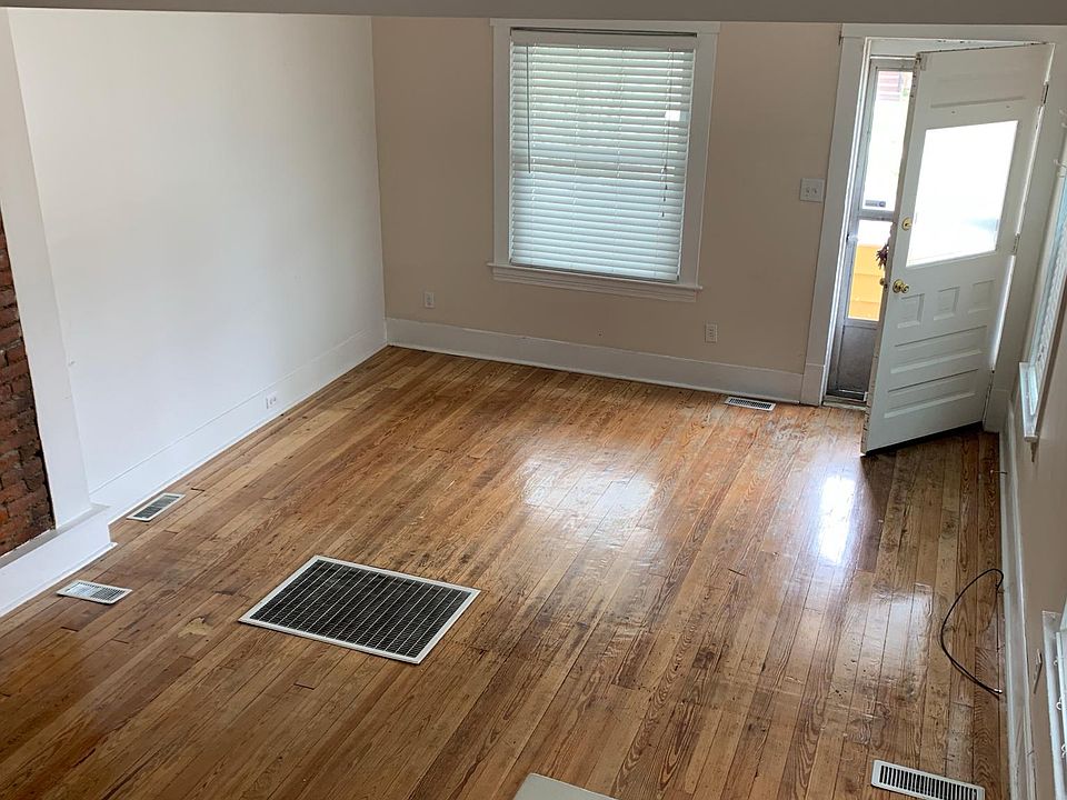 1st image of 1385 W 64th St