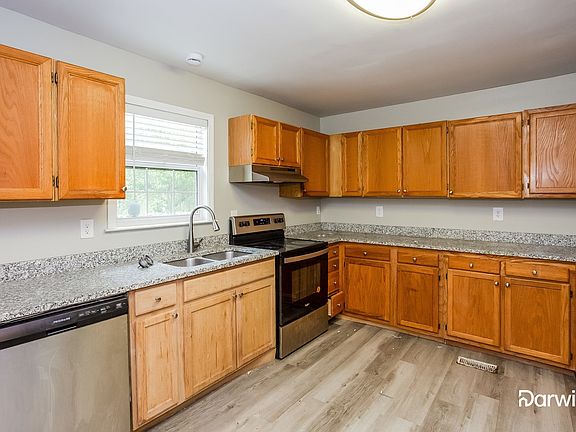3rd image of 14513 New Haven Dr