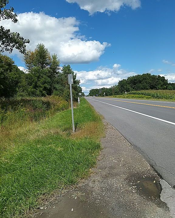 1st image of 264 S Glenora Rd