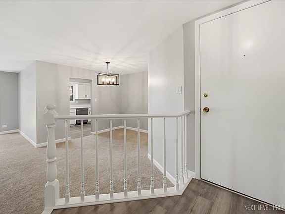 3rd image of 1654 Dover Ct APT A