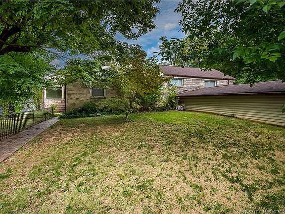 4th image of 333 Oriole Dr