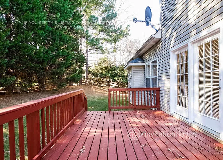 16100 Epiphany Ct — Photo 23