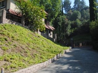1040 Linda Glen Dr, Pasadena, CA 91105