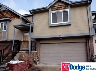 3508 Comstock Ave, Bellevue, NE 68123