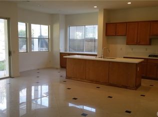 2840 Sawgrass Dr, Santa Ana, CA 92706