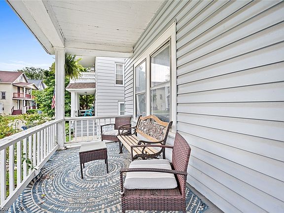 5th image of 1272 Clifton Prado