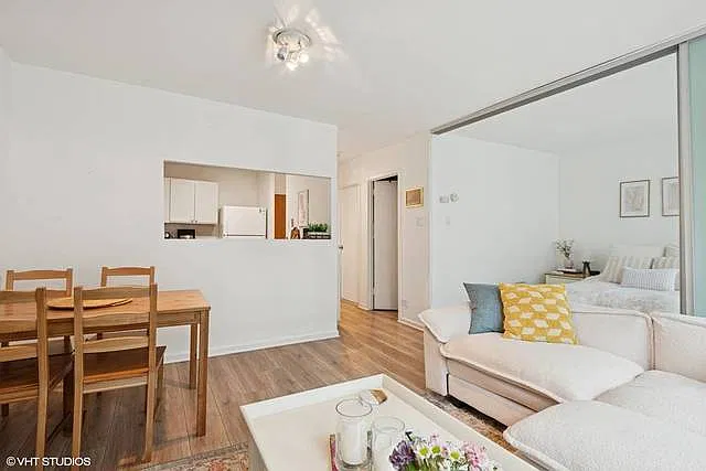 Studio, 591 sqft, $2,100 — Photo 4