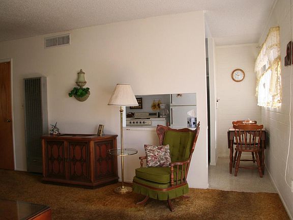 3rd image of 1439 S Jones Blvd APT D16