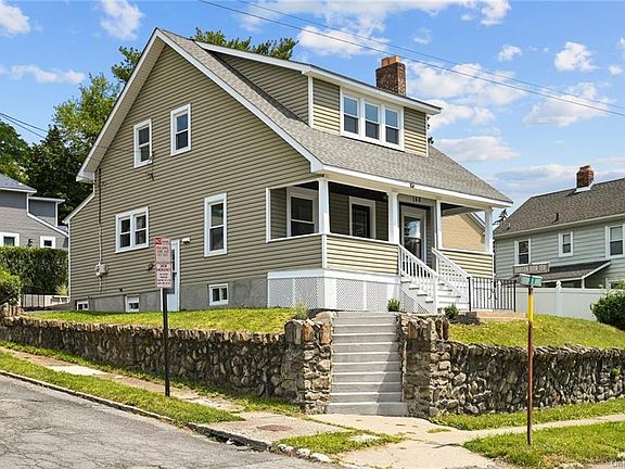2nd image of 148 Gidney Ave