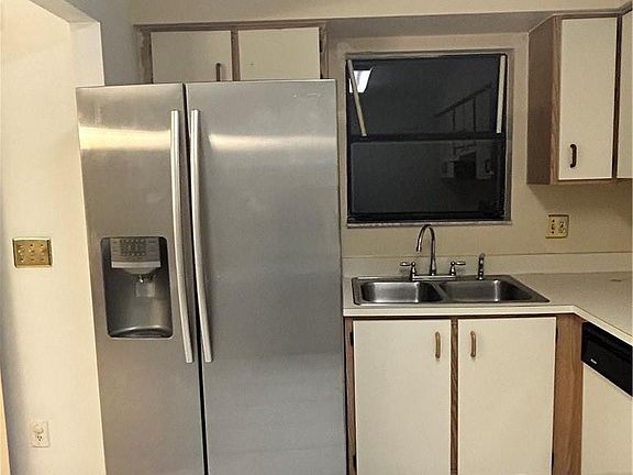 5th image of 2703 Canalside Drive #2703