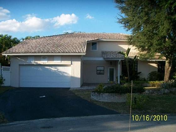 1st image of 8533 NW 21st St