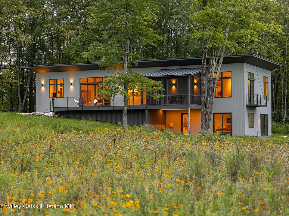 1st image of 195 Mohonk Road