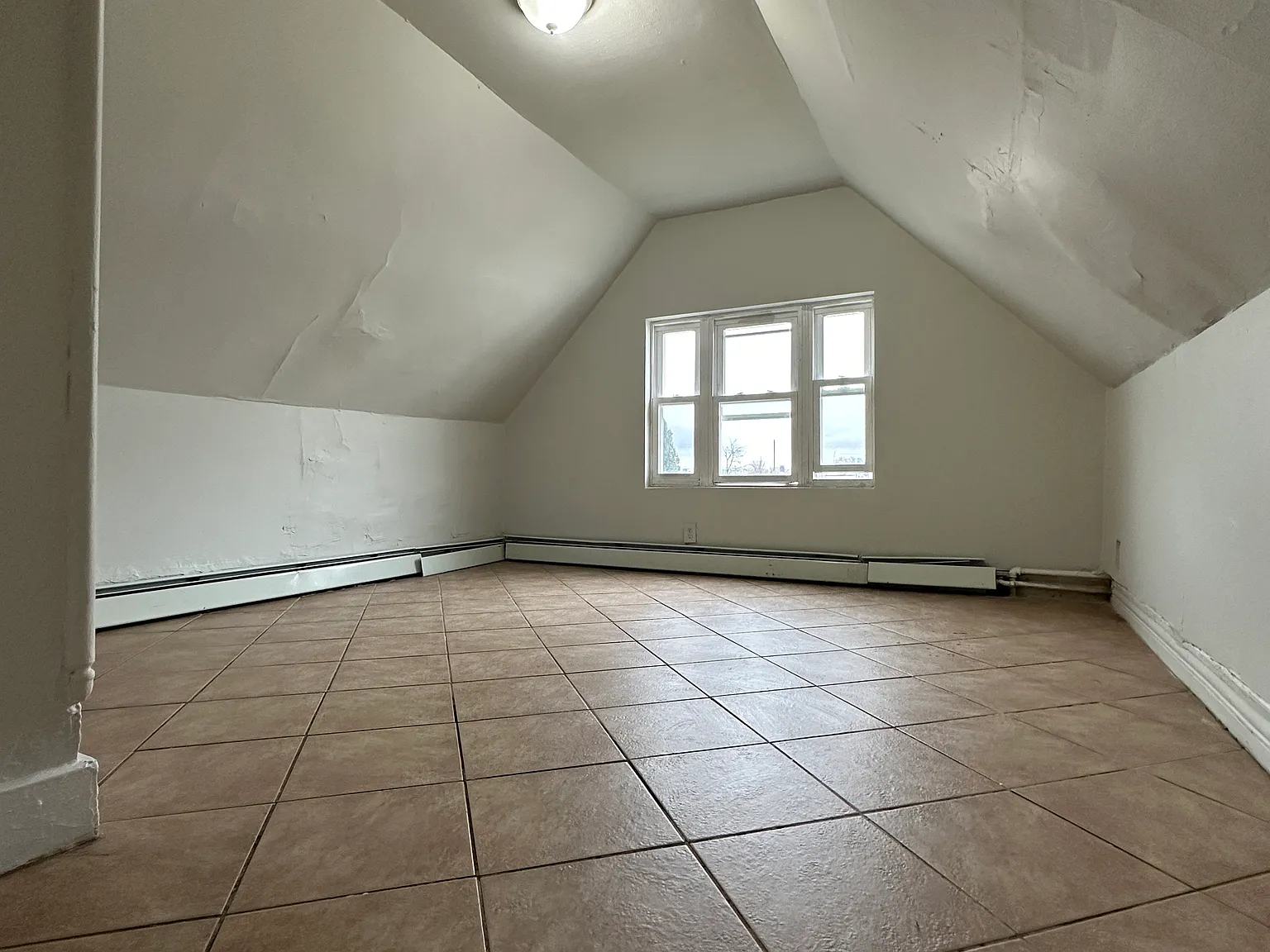 Studio, 800 sqft, $1,000 — Photo 4