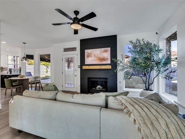 Home for Sale in Grand Prairie TX