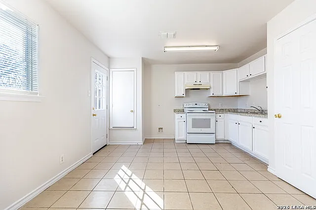 114 Garner — Photo 10