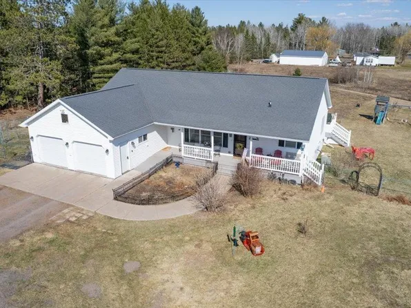 4318 E Valley Brook Rd, Superior, WI 54880