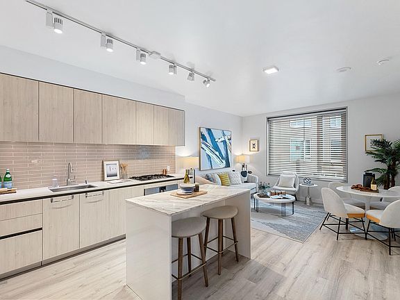 3rd image of 1000 3rd St #50X