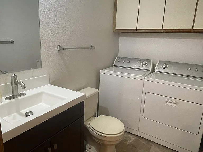 3411 W Wren St #2 — Photo 5