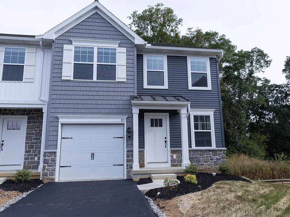 83 Beech Tree Ct