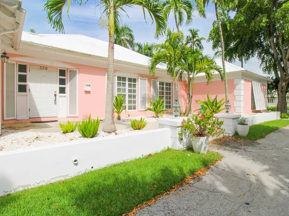 320 Gulf Shore Blvd S, Naples, FL 34102