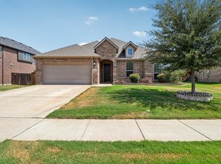 609 Richard St, Crowley, TX 76036