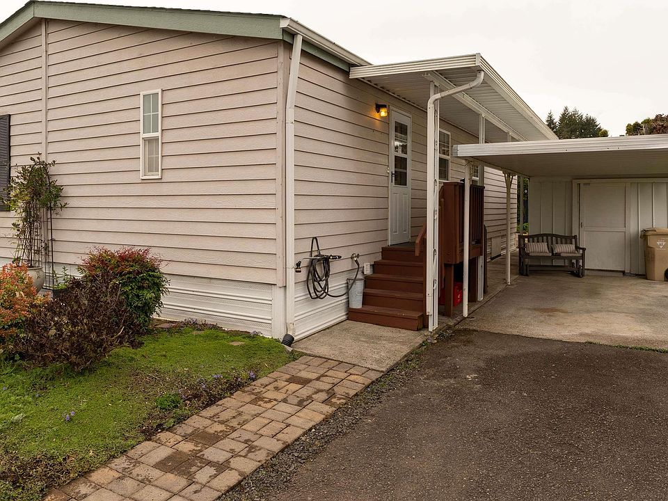 1st image of 277 NE Conifer Blvd Unit 49